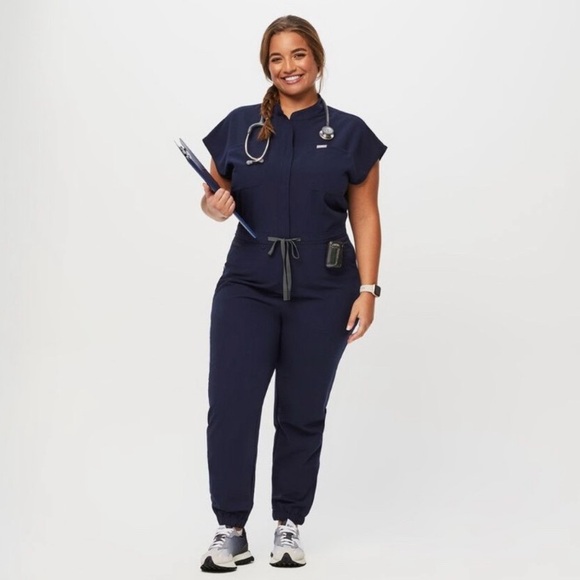 Figs Rafaela Cargo Scrubs Jumpsuit In Navy Blue Sz XXL (Like New) - Picture 1 of 15